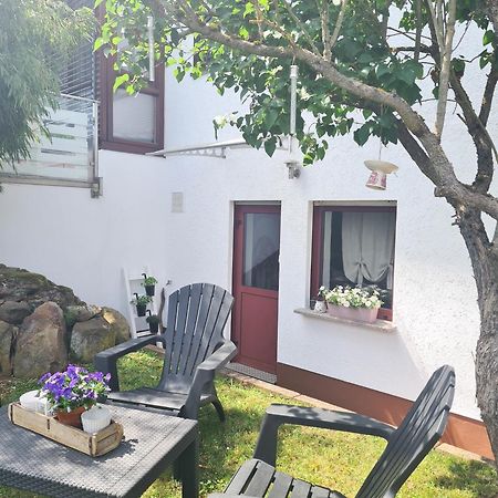 Ferienwohnung Rote Tuer - Landleben Pur! Kirchhain Extérieur photo
