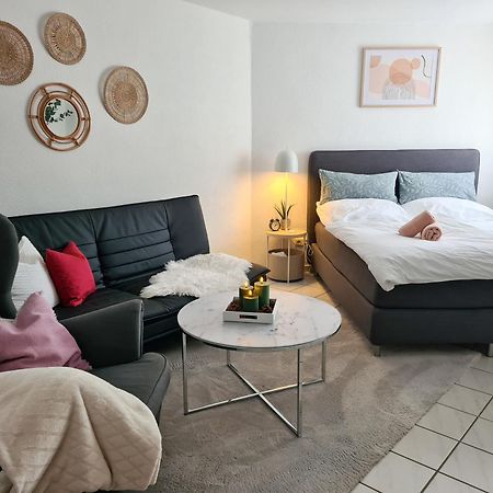 Ferienwohnung Rote Tuer - Landleben Pur! Kirchhain Extérieur photo