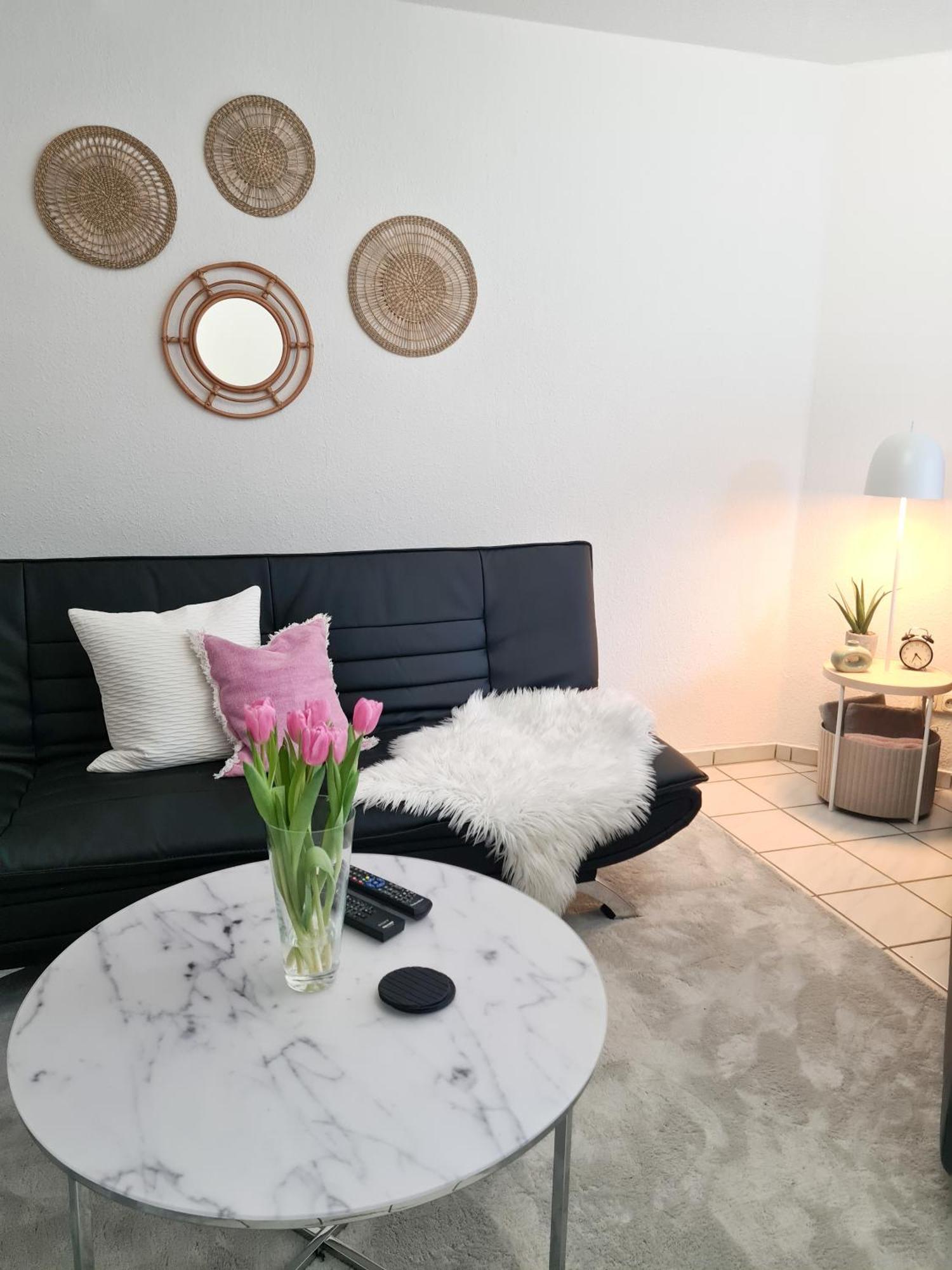 Ferienwohnung Rote Tuer - Landleben Pur! Kirchhain Extérieur photo